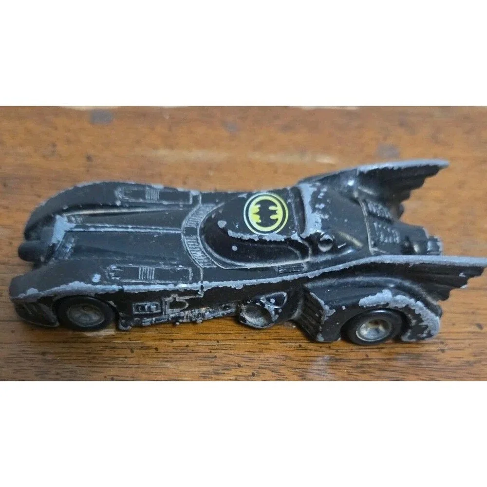 ERTL batmobile diecast